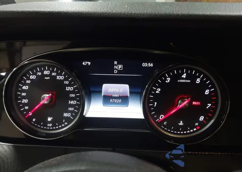 2017 Mercedes-Benz E 300 4Matic из США, поврежденный, VIN WDDZF4KB9HA099800